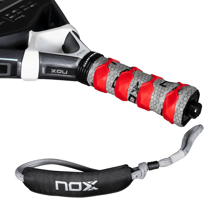 NOX at10 genius 18k padel racket by agustin tapia NOX at10 genius 18k padel racket by agustin tapia