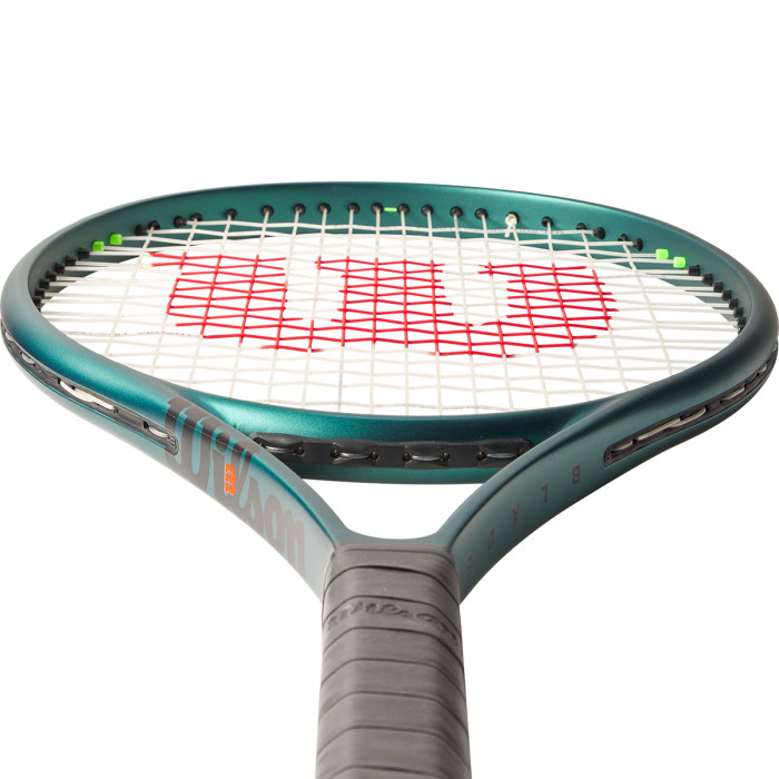 WILSON junior blade 25 v9.0 racket WILSON junior blade 25 v9.0 racket
