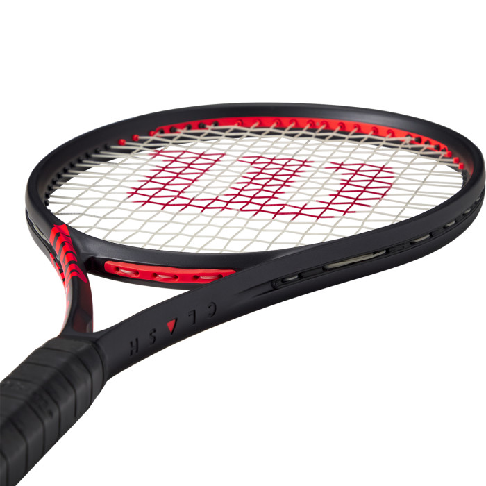 Racket  WILSON clash 100 v3.0 (295 gr) Racket  WILSON clash 100 v3.0 (295 gr)