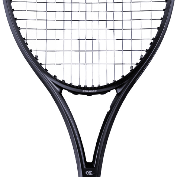 SOLINCO blackout tennis racket (285 gr) SOLINCO blackout tennis racket (285 gr)