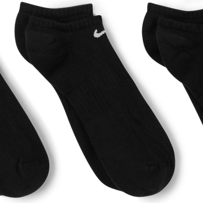 3 paires  de chaussettes NIKE cushion (no show) 3 paires  de chaussettes NIKE cushion (no show)