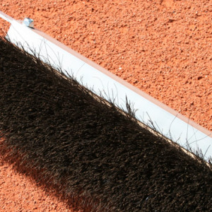 Aranga tennis broom (2 metres) Aranga tennis broom (2 metres)