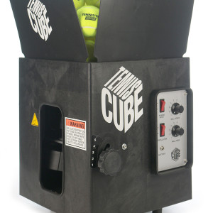 TUTOR cube battery-powered ball launcher TUTOR cube battery-powered ball launcher