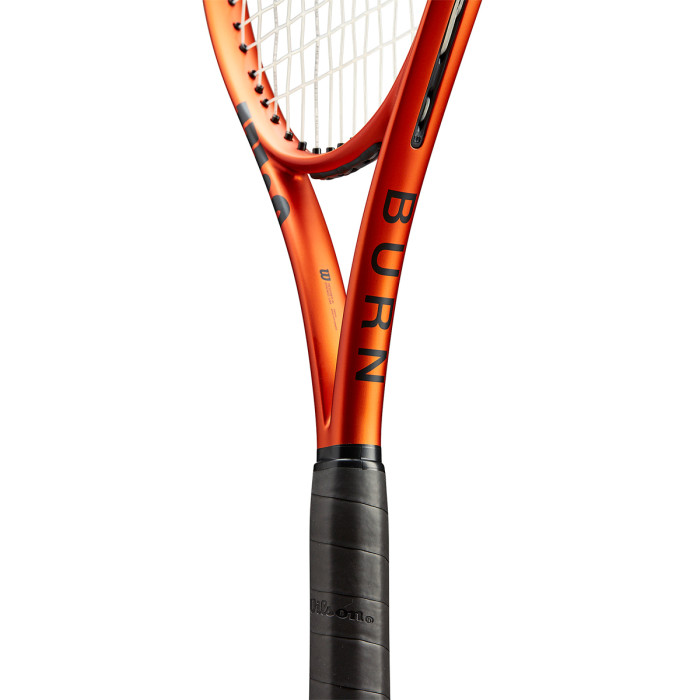 WILSON burn 100 v5.0 racquet (300 gr) WILSON burn 100 v5.0 racquet (300 gr)